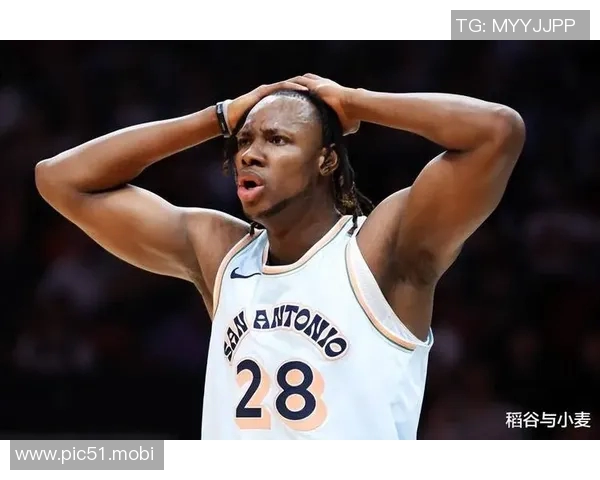 Scotto：76人已经和查尔斯·贝西签下一份10天短合同